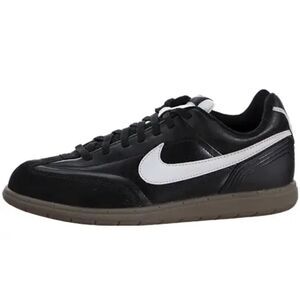 NIKE TIEMPO INDOOR SOCCER/CASUAL SNEAKERS  SIZE 8.5.   B87